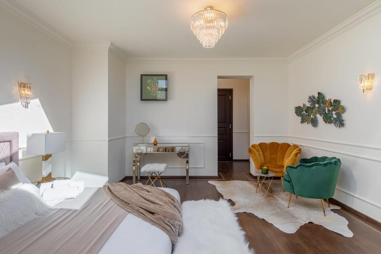 Holt Old Town Luxury 2* Bucarest