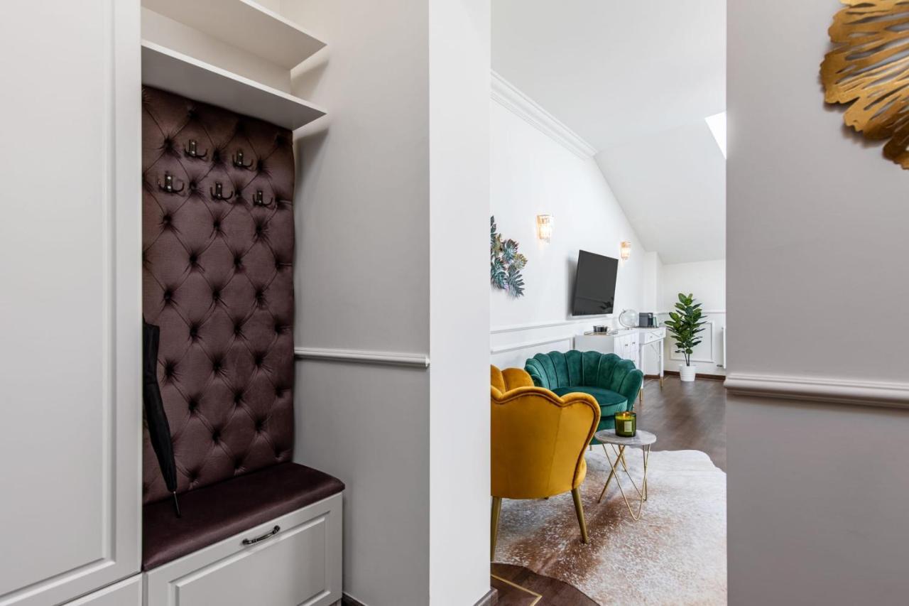 אורחן Holt Old Town Luxury בוקרשט
