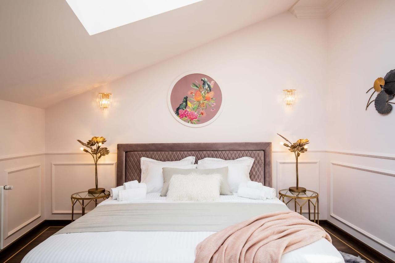 Holt Old Town Luxury Mini-hôtel Bucarest