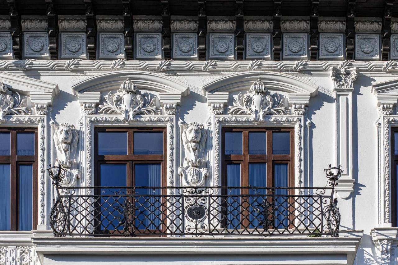 Holt Old Town Luxury 2* Bucarest
